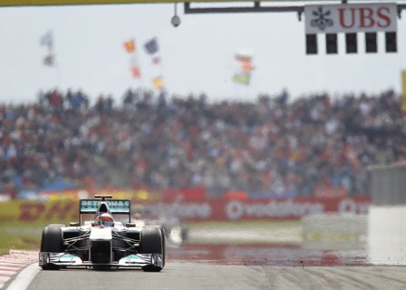 Михаэль Шумахер в гонке на Гран При Турции 2011