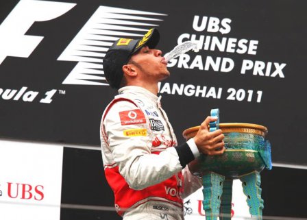 Льюис Хэмилтон, подиум на Гран При Китая 2011