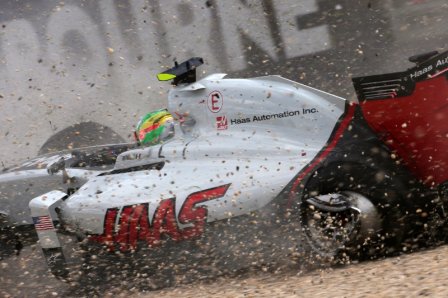Эстебан Гутьеррес, авария на Гран При Австралии 2016